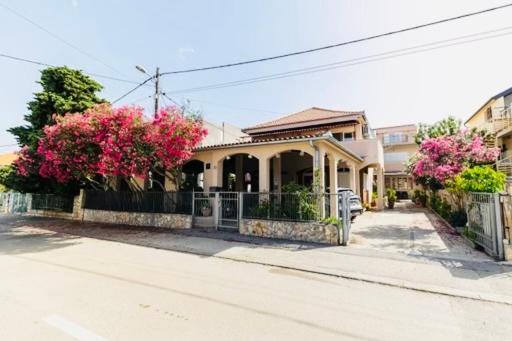 Duffys Appartement Zadar Buitenkant foto
